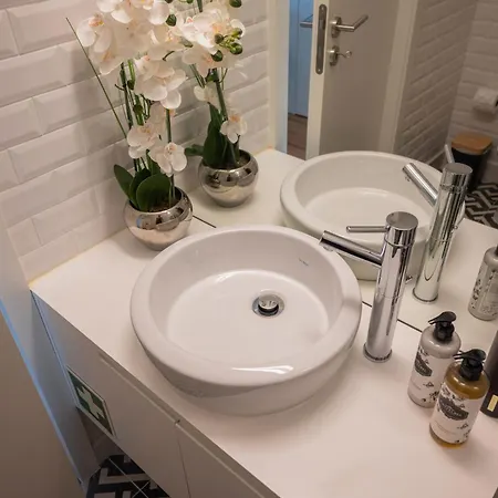 Апартаменты Nautical Luxury Loft *