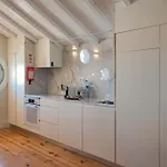 Nautical Luxury Loft شقة *